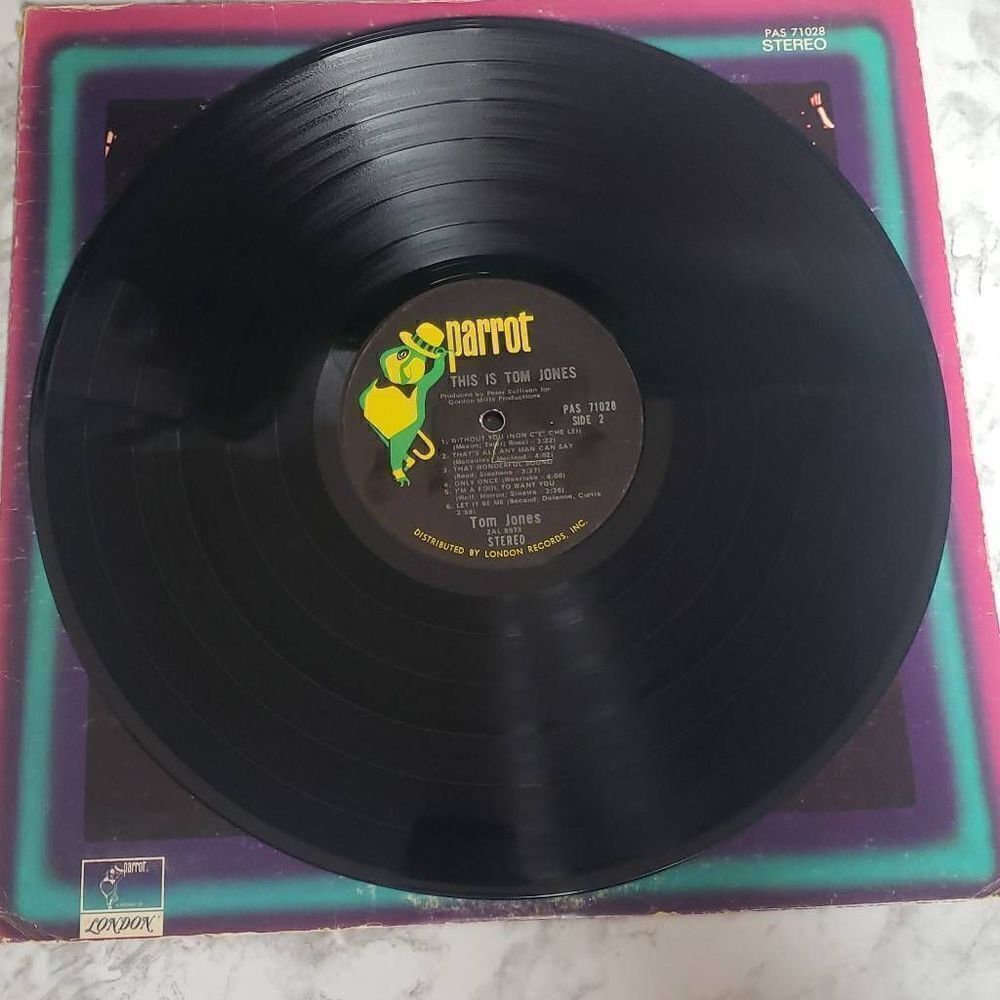 Tom Jones Vinyl Record - Picture 5 of 13